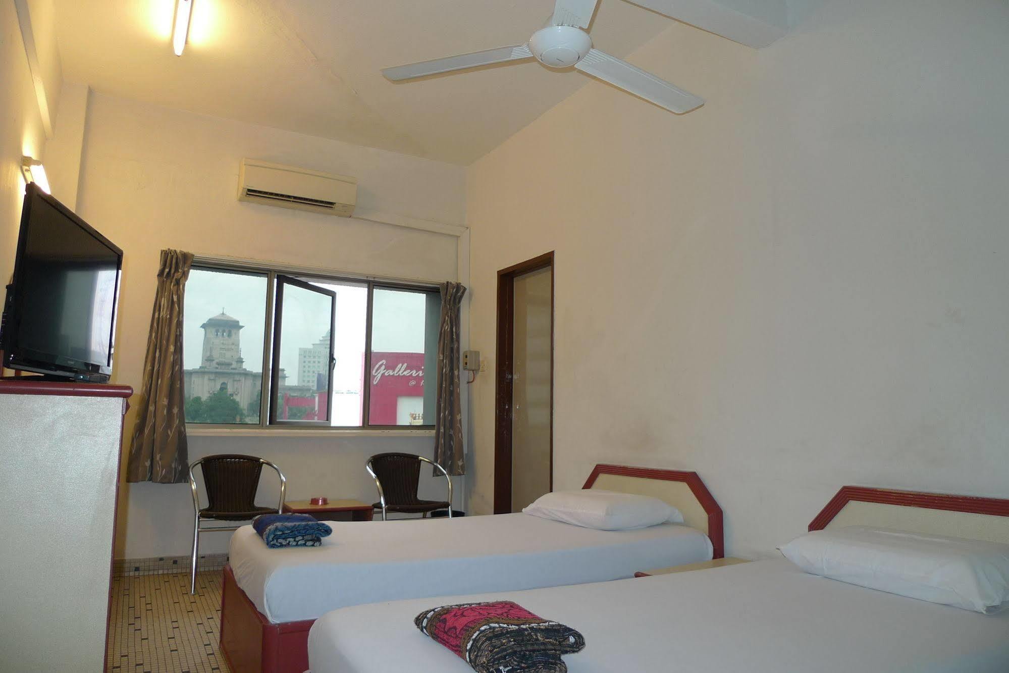 Hotel J.B. Johor Bahru Buitenkant foto